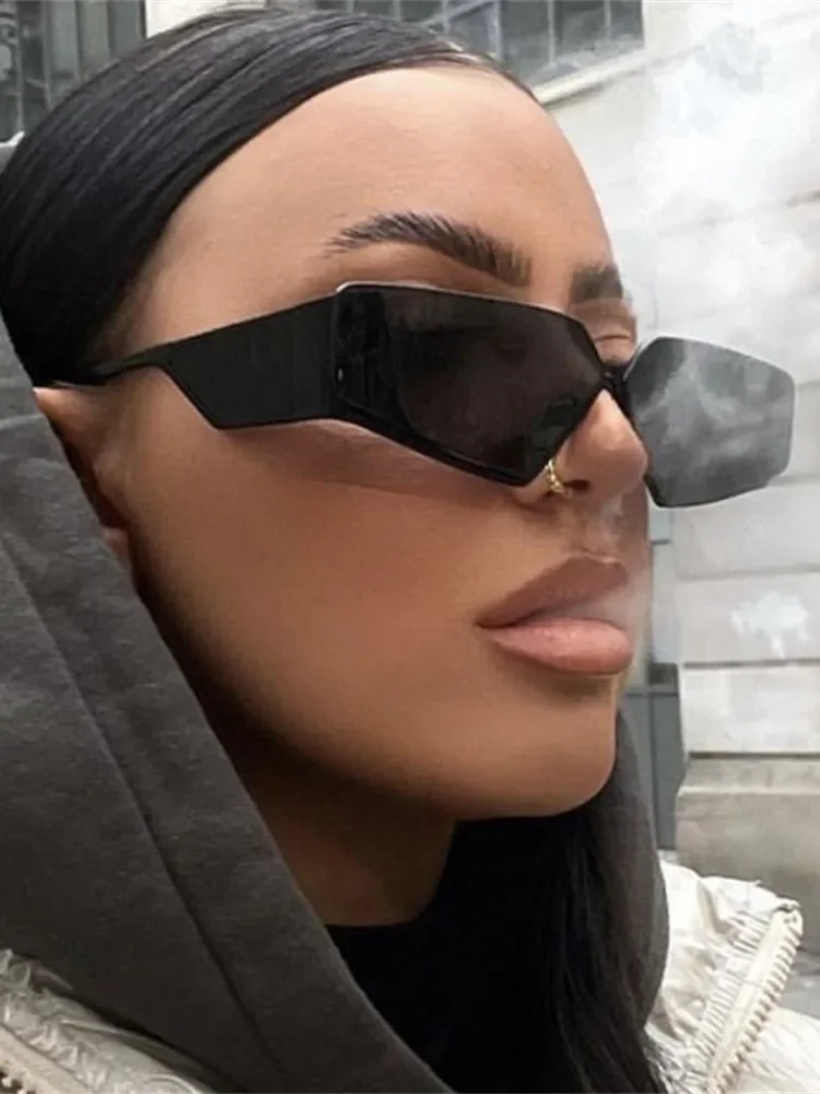 Солнцезащитные очки с геометрическим узором в стиле ретро, женские роскошные маленькие квадратные солнцезащитные очки UV400, женские и мужские новые модные 2000-х годов Y2k, очки в стиле панк, оттенки