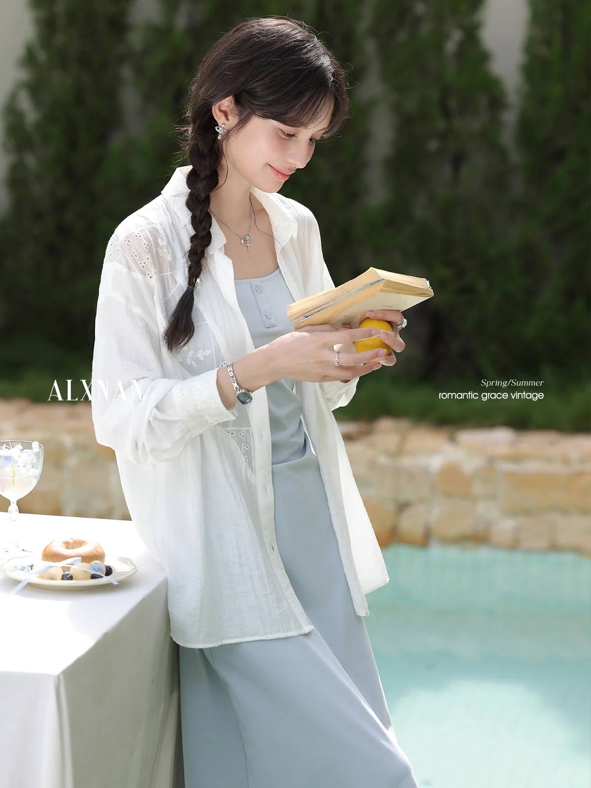 ALXNAN Plus Size Shirt Wit Casual Strand Zonnebrandcrème Lange Mouw Blouses Zomer Elegant Loose-fit Vakantie Dameskleding D11749