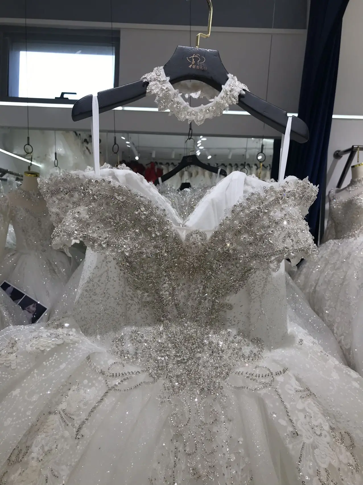 Kisswhite Xlove Collection Customized7-15days Ship It Out Pretty Princess Wedding Dress 2025 Glitters Ball Gown Dress For Bride