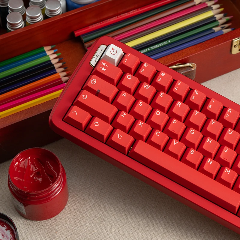 Courage red customized mechanical keyboard two-color keys pbt material original height