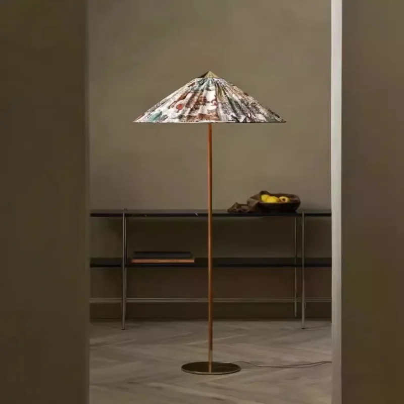 Diseño Sense sala de estar piso a techo accesorios de iluminación impresos franceses salas de estudio dormitorios lámparas de pie estilo Wabi Sabi