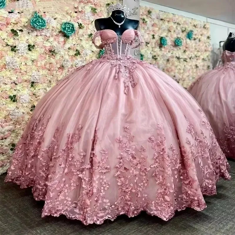 فساتين Quinceanera مخصصة على شكل كرة وردية ثلاثية الأبعاد على شكل فراشة مزينة بالكريستال والخرز الحلو 16 فستان فيستدوس دي 15 أنوس #1