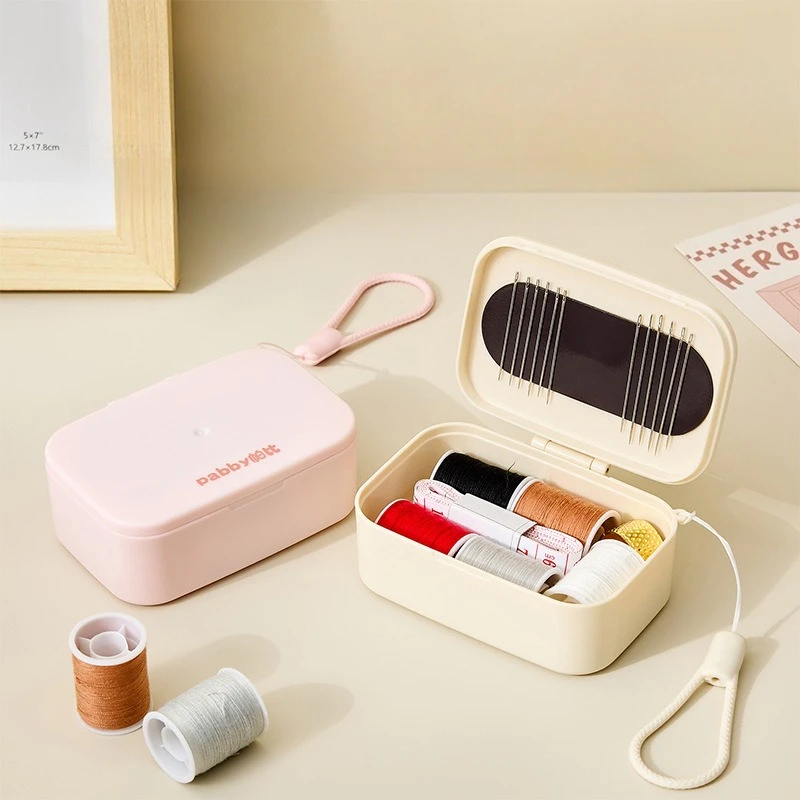 

Магнитный швейный набор, портативные дорожные швейные принадлежности с футляром, инструменты для самостоятельной игольной нити для взрослых, начинающих, домашний аварийный ремонт