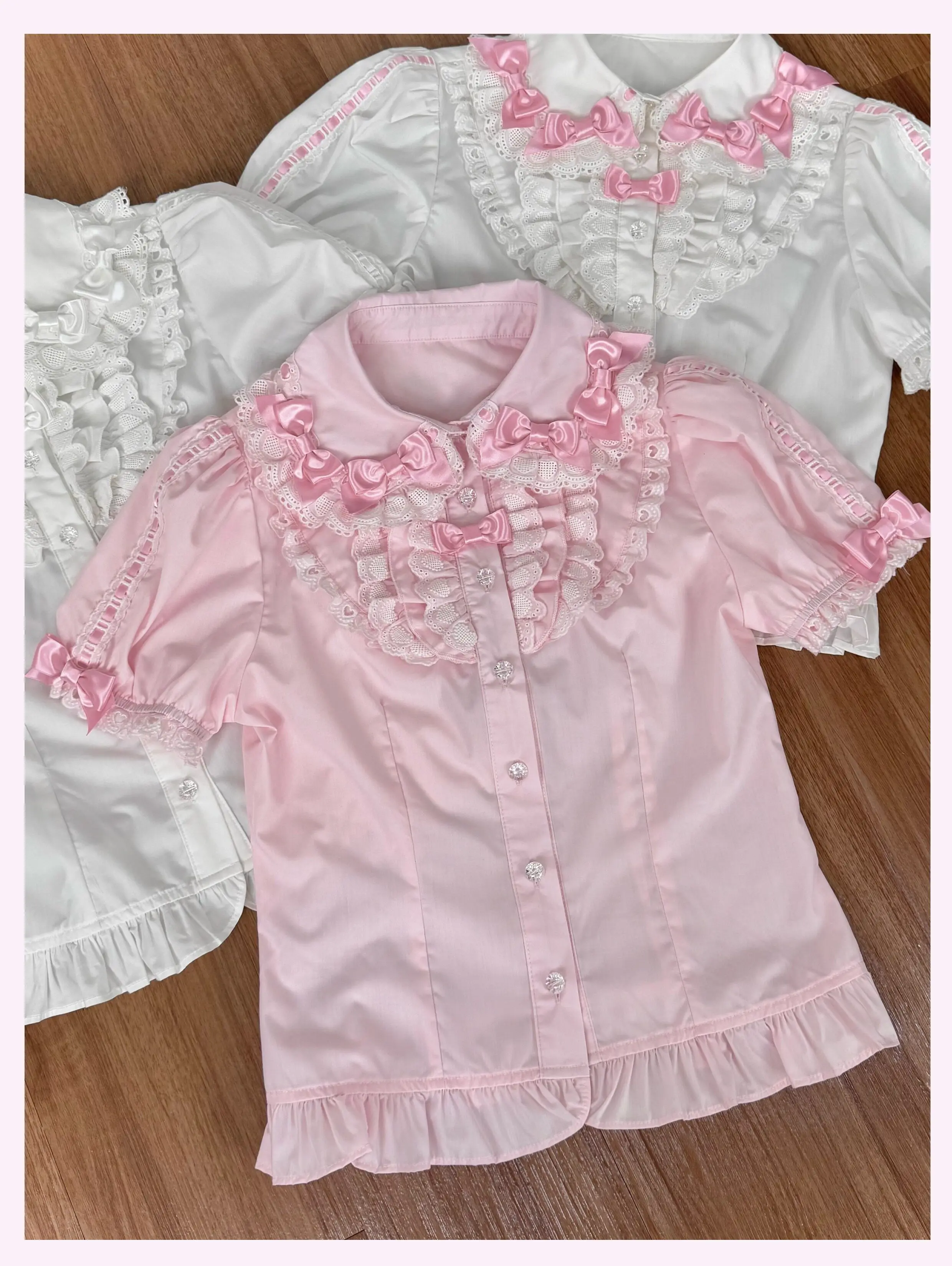 

Cotton Old School Lolita Peter Pan Collar Blouse with Bows by TaTaTa Lolita PRE ORDER / 2 months
