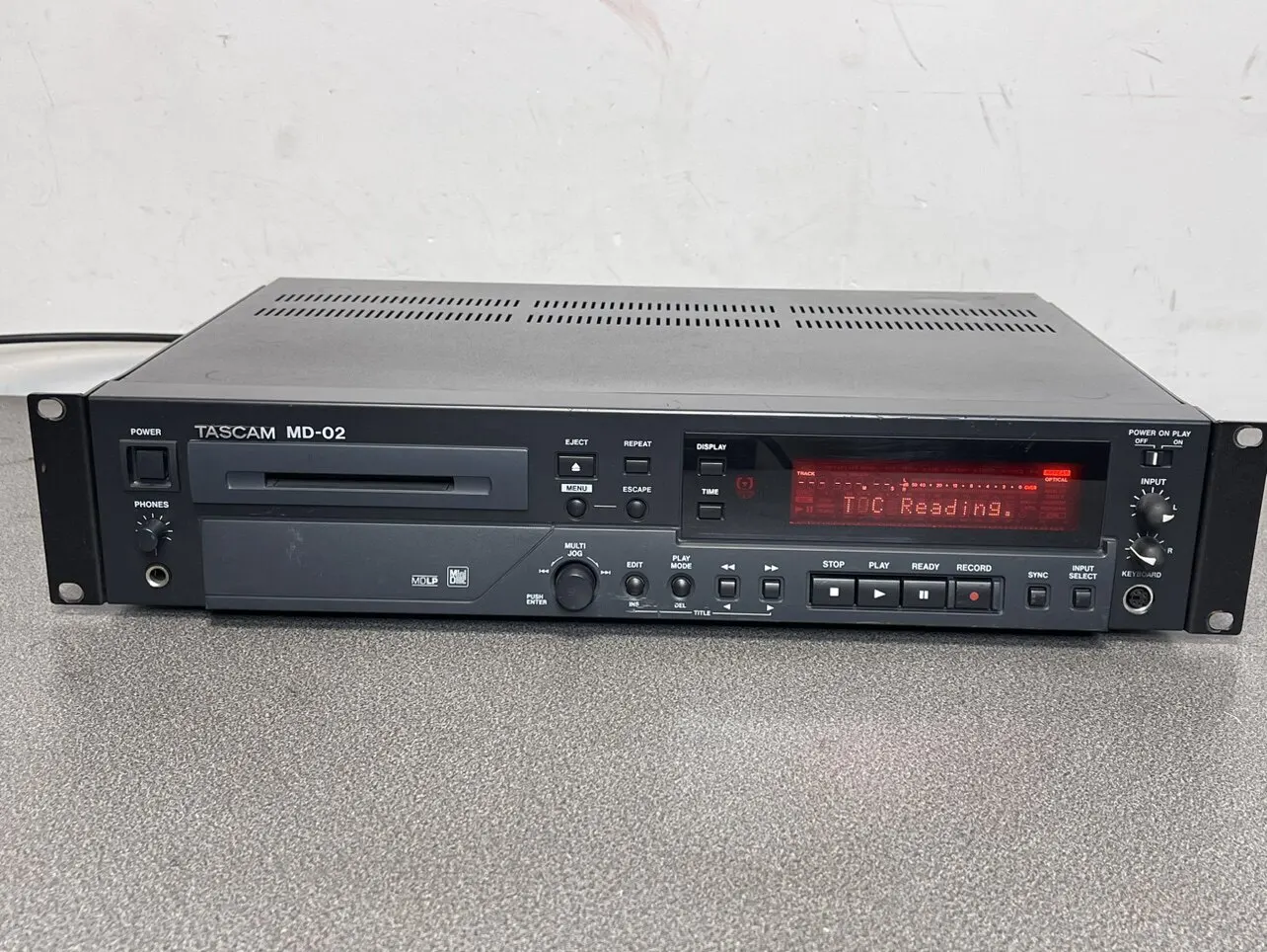 MD-02 MD Desktop Player Balance Interface Professional Mini Disc Machine 220 Voltage 2 Hands