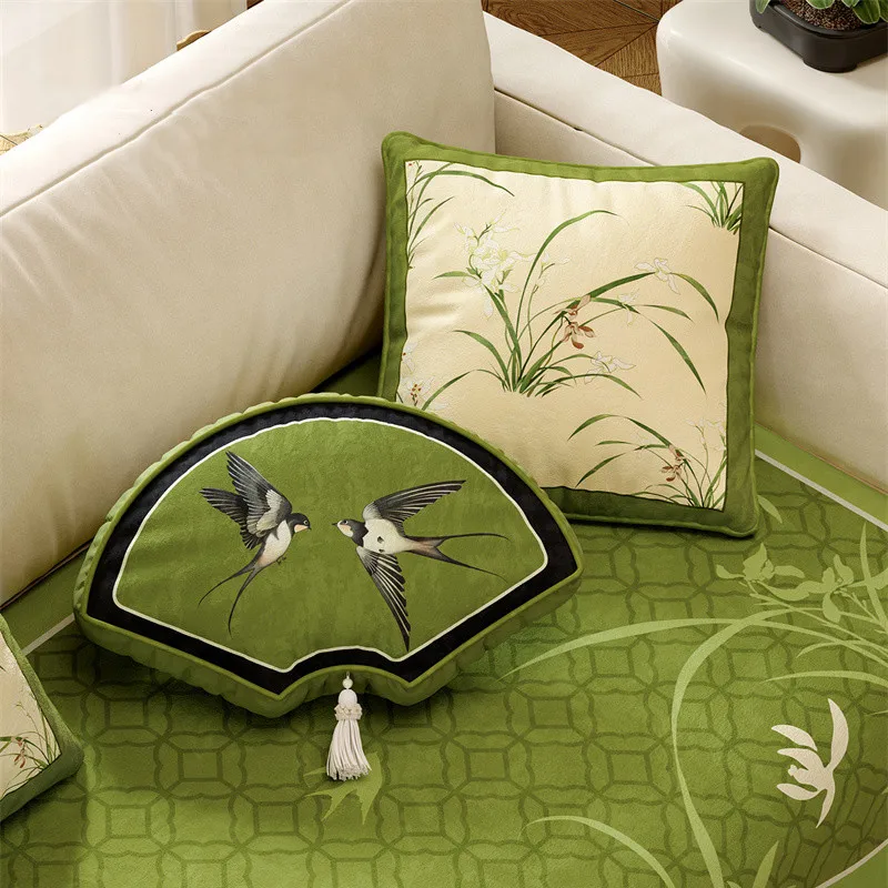 Blue White Porcelain Throw Pillow Cover Decorative Chinoiserie Floral Chair Back Cushion Case Pillowslip Square  for Sofa Couch