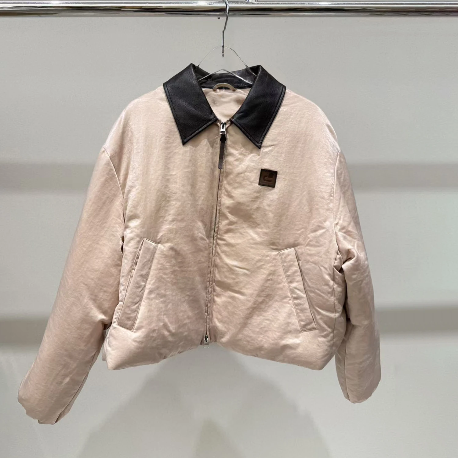 

Элитная женская короткая пуховая куртка с воротником из искусственной кожи, в стиле ретро, теплая верхняя одежда для женщин, зимняя коллекция