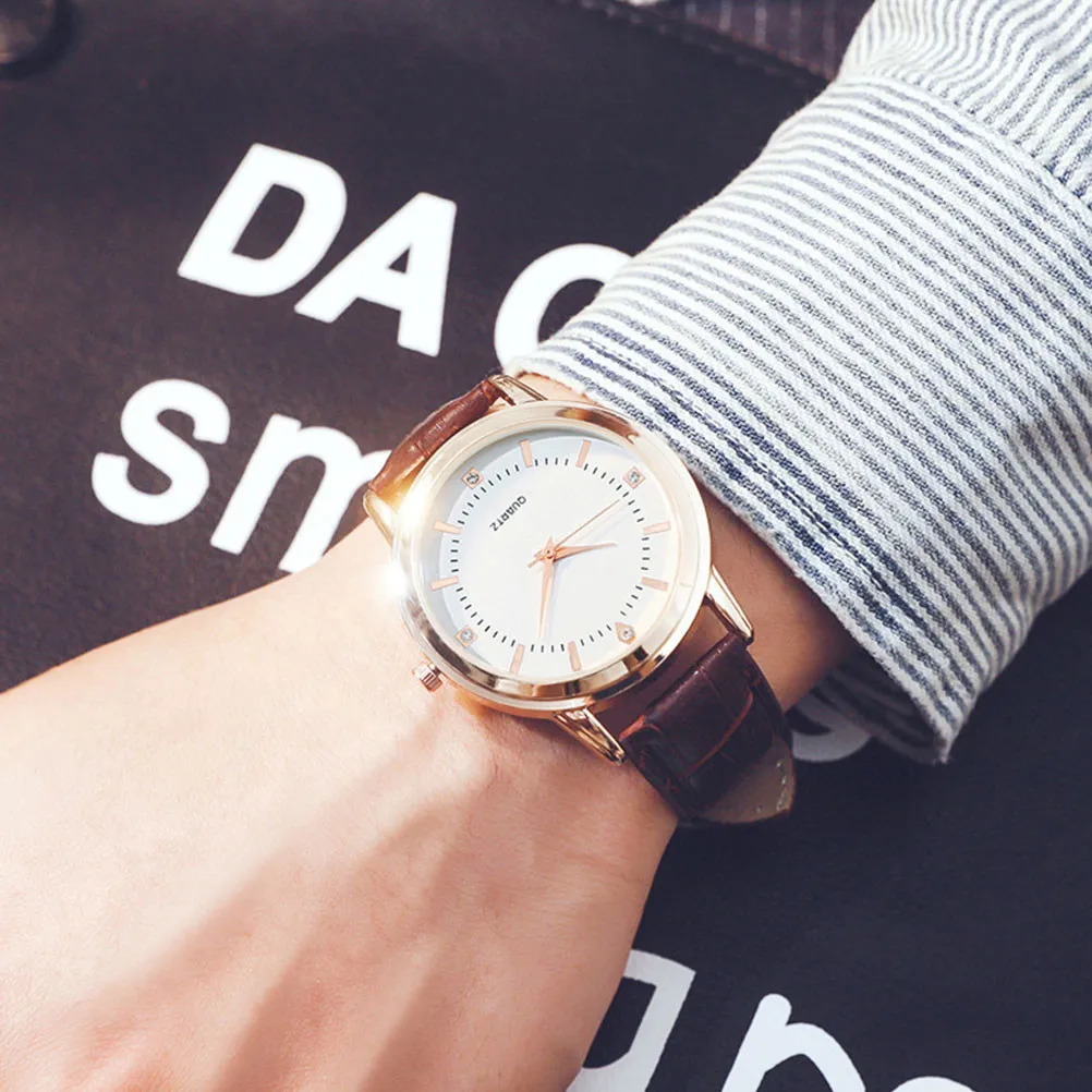 2Pcs Couple Quartz Watch Strap Fashion Elegant Diamond Dial Valentine Gift for Him Her Birthday New Year Father's Day