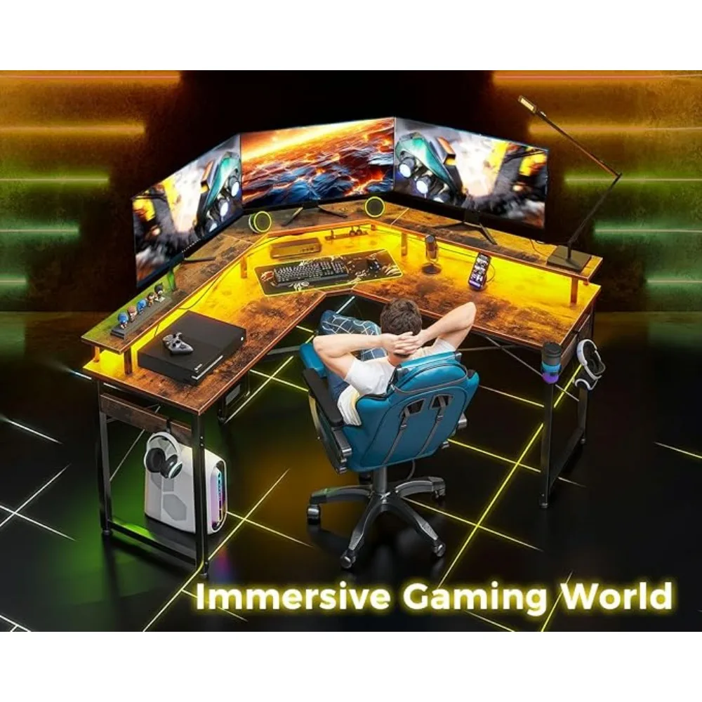 Mesa de computador com luzes LED e tomadas de energia, mesa de jogos de 51 polegadas com suporte completo para monitor, mesa de canto com suporte para copos e ganchos