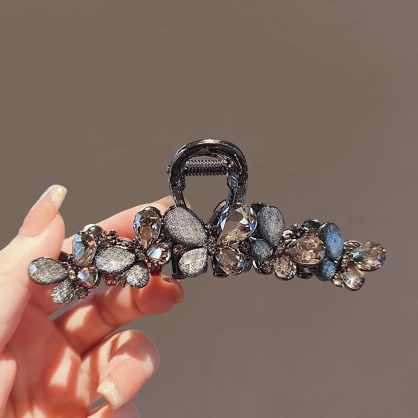 presilha-de-cabelo-coreana-japonesa-grande-com-diamantes-brilhantes-acessorio-floral-para-cabelo-presilha-glamorosa-grampo