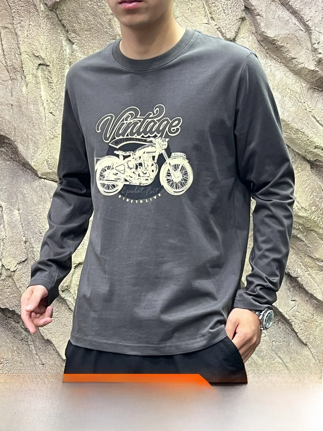 Tech Flocking Print Long Pile Cotton Base Shirt Skin Friendly Breathable Men Women T-Shirt Standard Fit Long Sleeve Casual Style