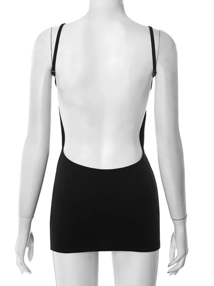 Mulher roupas sem costas sem mangas festa clube vestido 2026 chique sexy cinta de espaguete oco para fora magro mini vestidos pretos streetwear