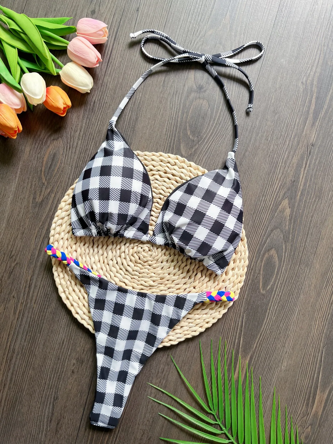 

Черно-белое клетчатое бикини с принтом в клетку, женский купальник, стринги, купальник, сексуальный бандажный купальный костюм, пляжная одежда с принтом