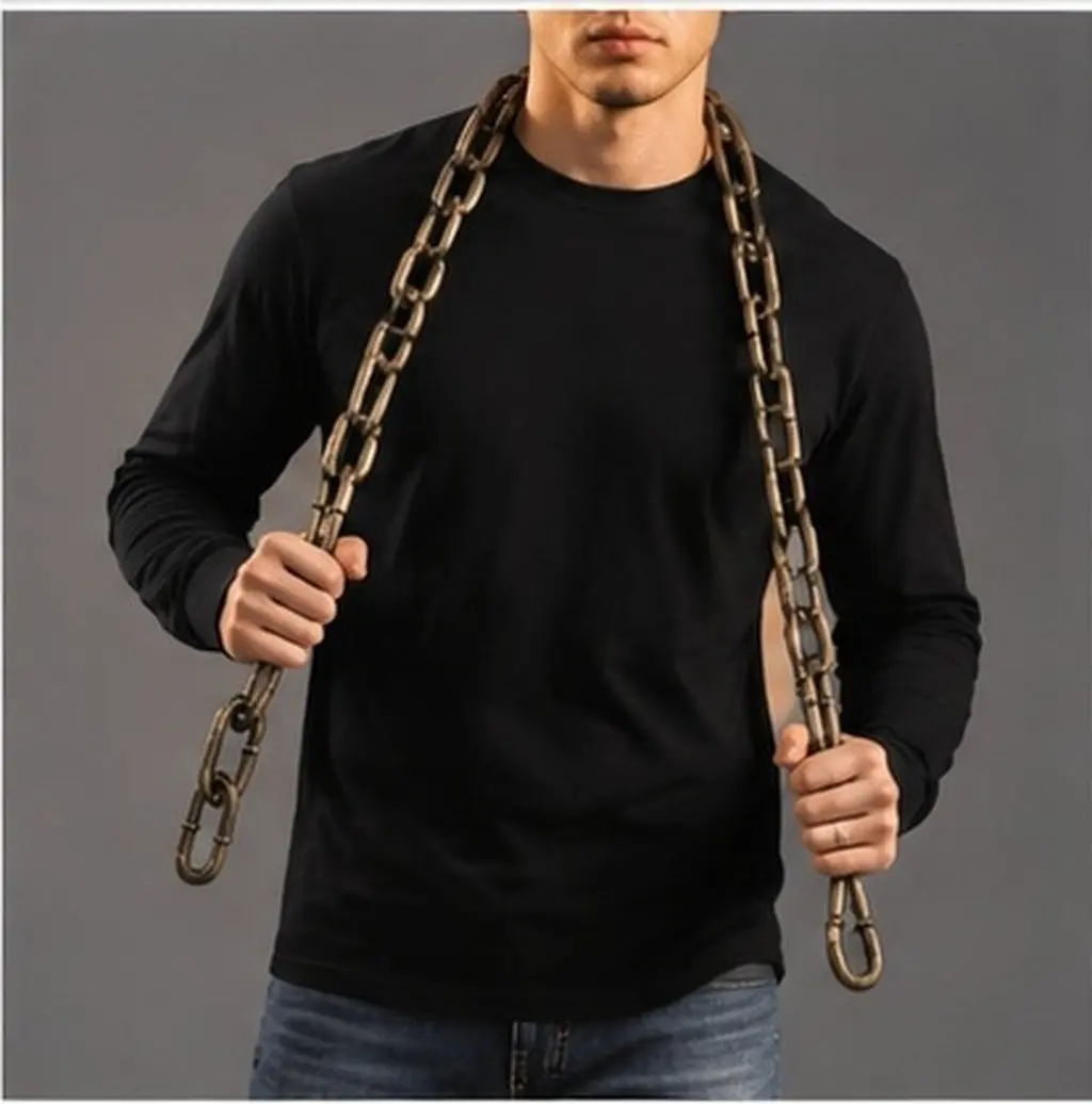 1Pcs Compact Lifelike Halloween Chain Prop Plastic Simulation Iron Chain for Costume Party Scene Layout Fetter Decor Prop
