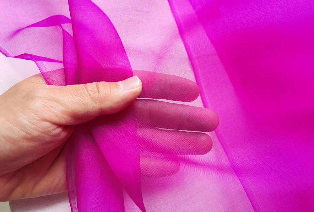 45'' / 55'' breit pro Meter steif geformte Hochzeitsgaze aus schlichter, natürlicher Organza-Stoff aus reiner Seide – Detail 39