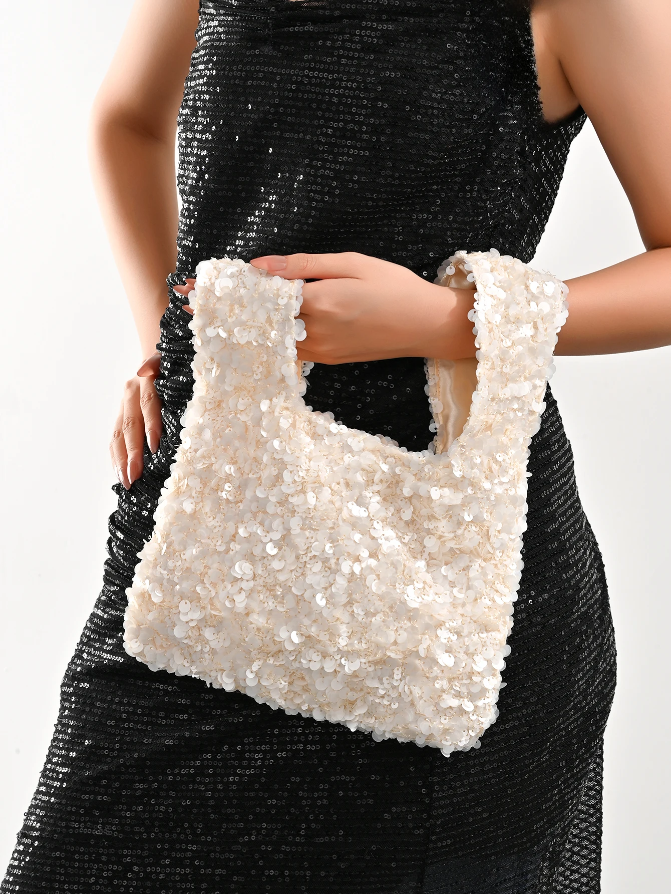 Sequin Evening Bag Exquisitely Crafted Evening Bag with Full Sequin embroidery Clutch Bag Ideal for Parties, Wedding, Prom