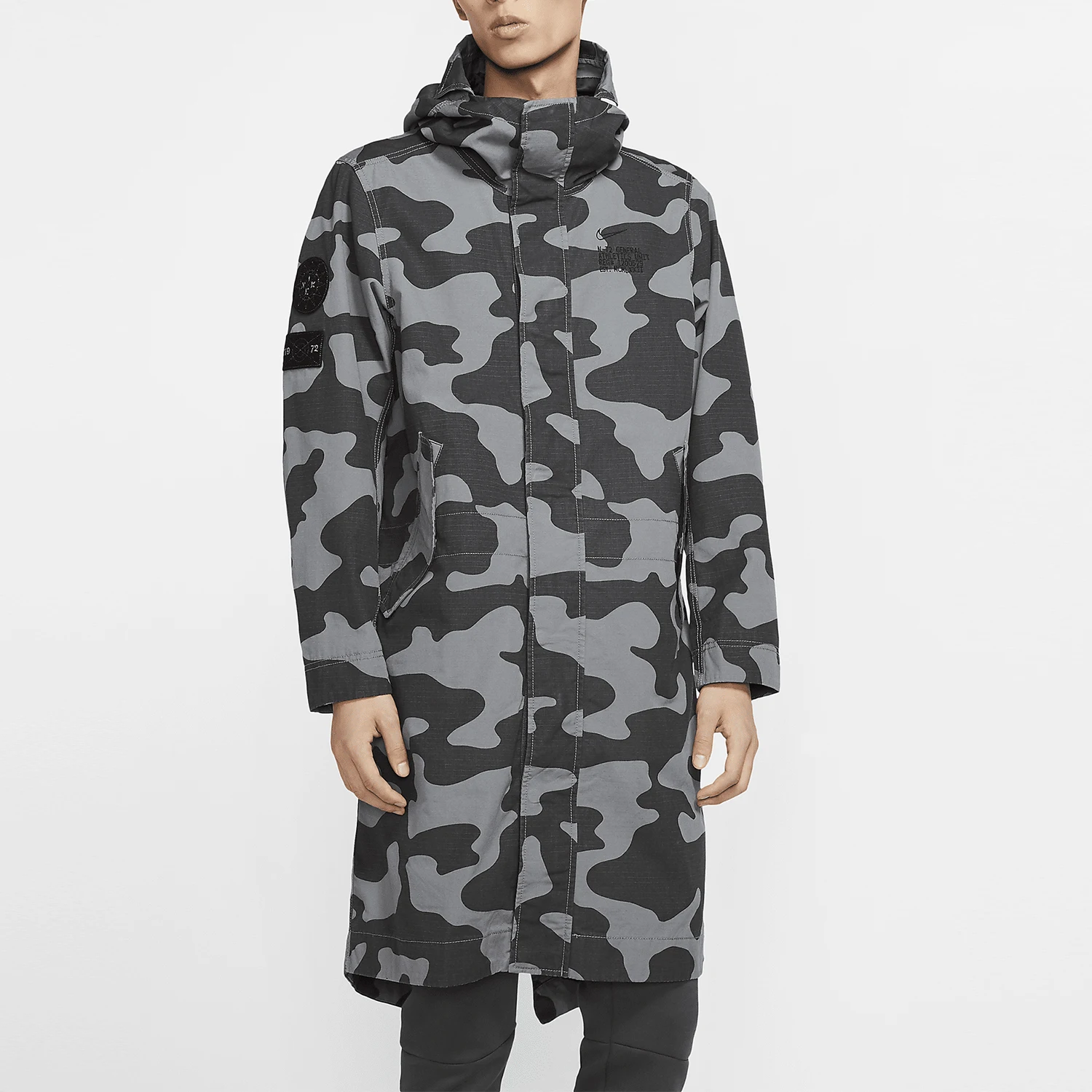 

Мужская спортивная повседневная куртка Nike Authentic New Season SPORTSWEAR CK2537-084