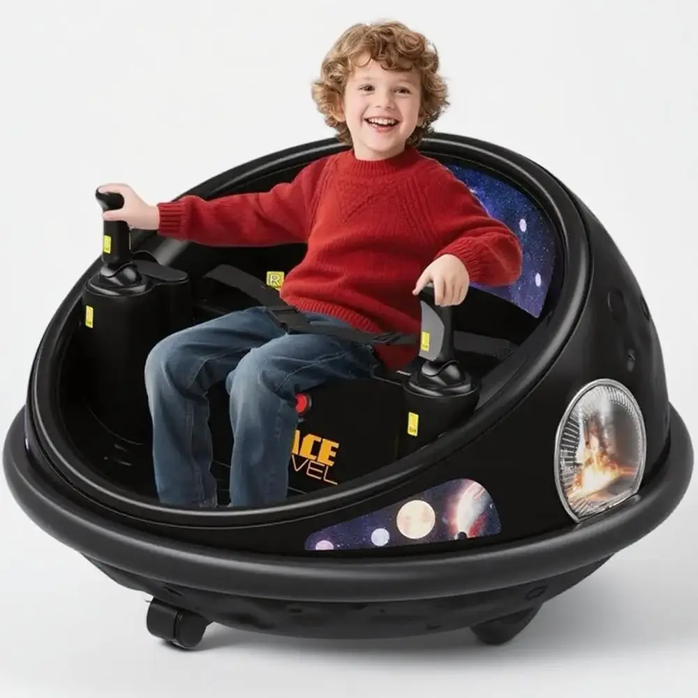 リモコン付き電動バンパーカー、360度回転 ° 回転式乗用玩具、充電式屋内外兼用子供用車、LEDライトとソフト付き