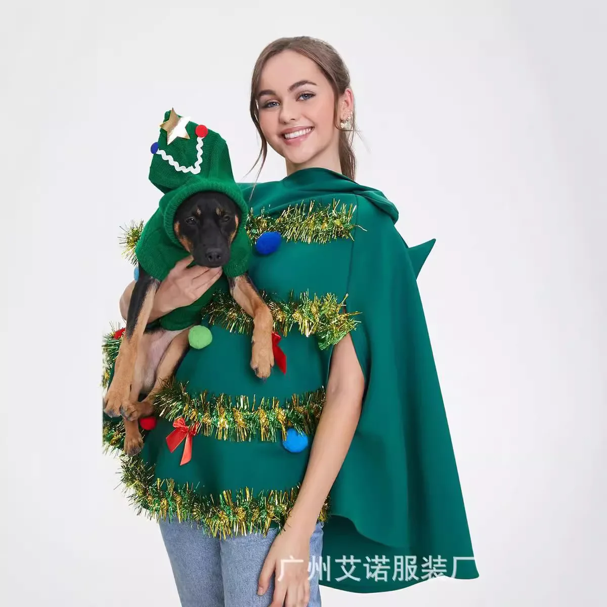 تنورة شجرة عيد الميلاد لعام 2025 بقلنسوة زي أداء ثلاثي الأبعاد