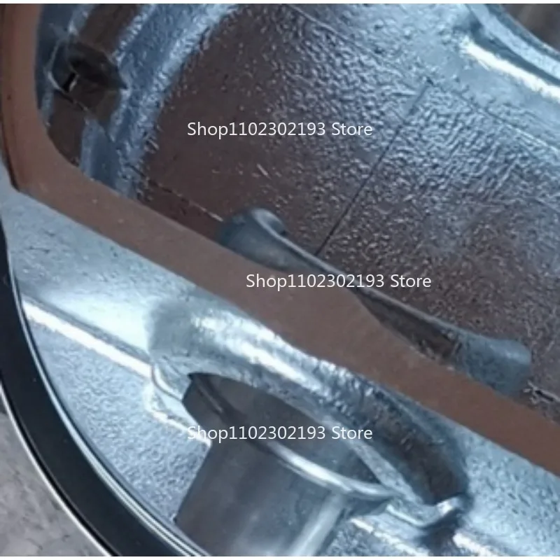 

Комплект поршневых колец для садового инструмента Robin EX40 (89 мм)