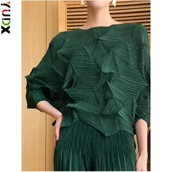 YUDX Miyake Elegant Diamond Pleated T-shirt Women Fashion Three Quarter Sleeve O-neck Pullover Female Loose Clothing 2023 Summer