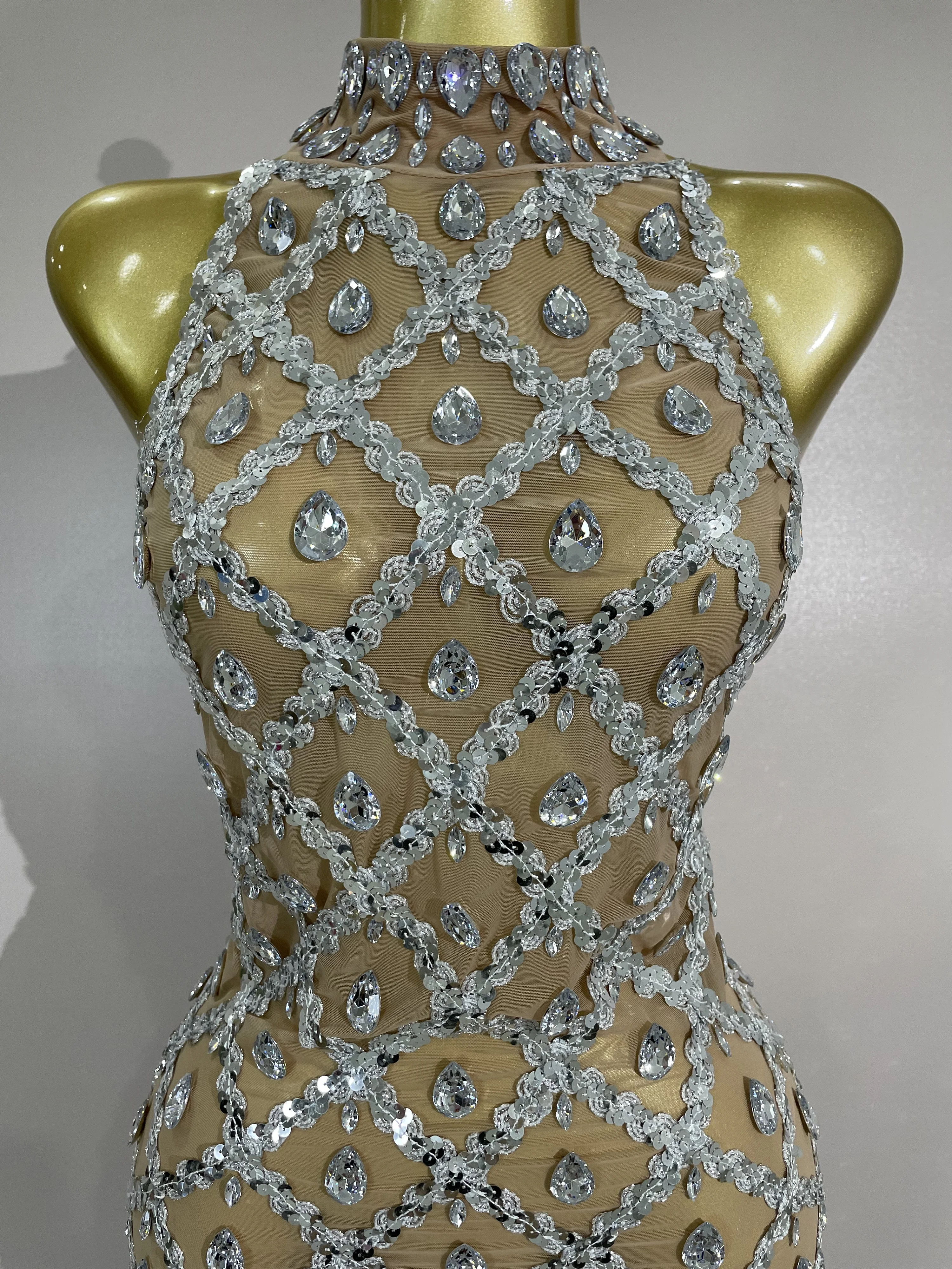 الأسهم الفاخرة سباركلي الماس الترتر شبكة شير فستان طويل المرأة احتفال مساء حفلة عيد ميلاد مثير ملهى ليلي المرحلة زي