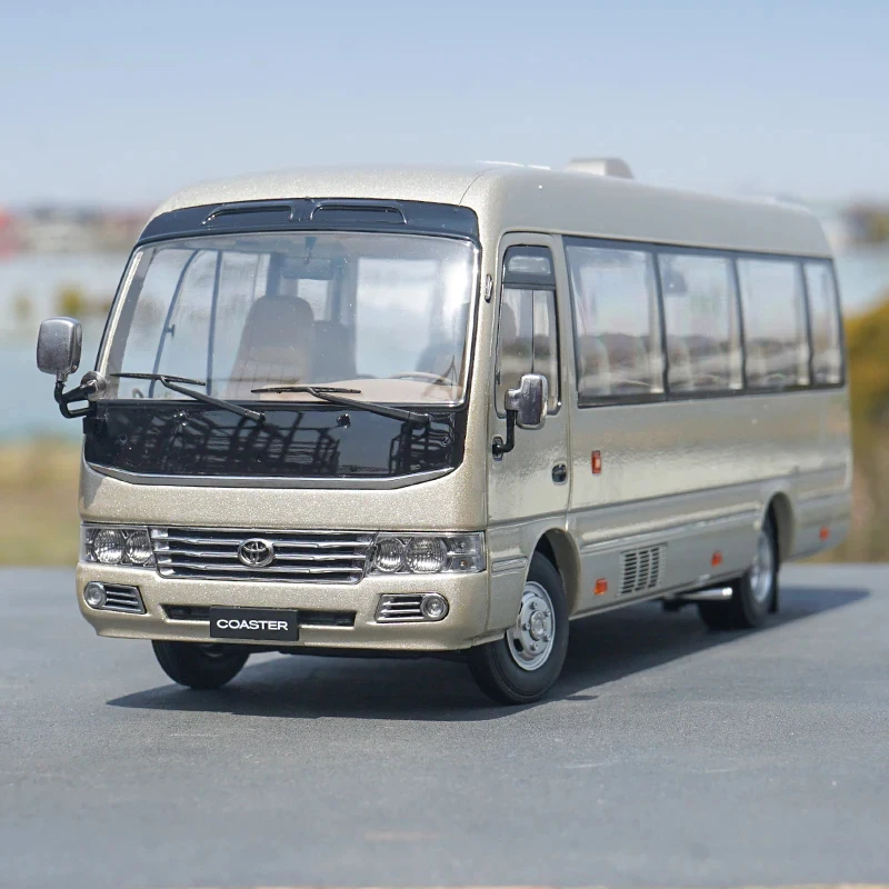

Детские игрушечные машинки из сплава BUS, модель с звуком и светом, с функцией отката назад, коллекционные, подарок на день рождения