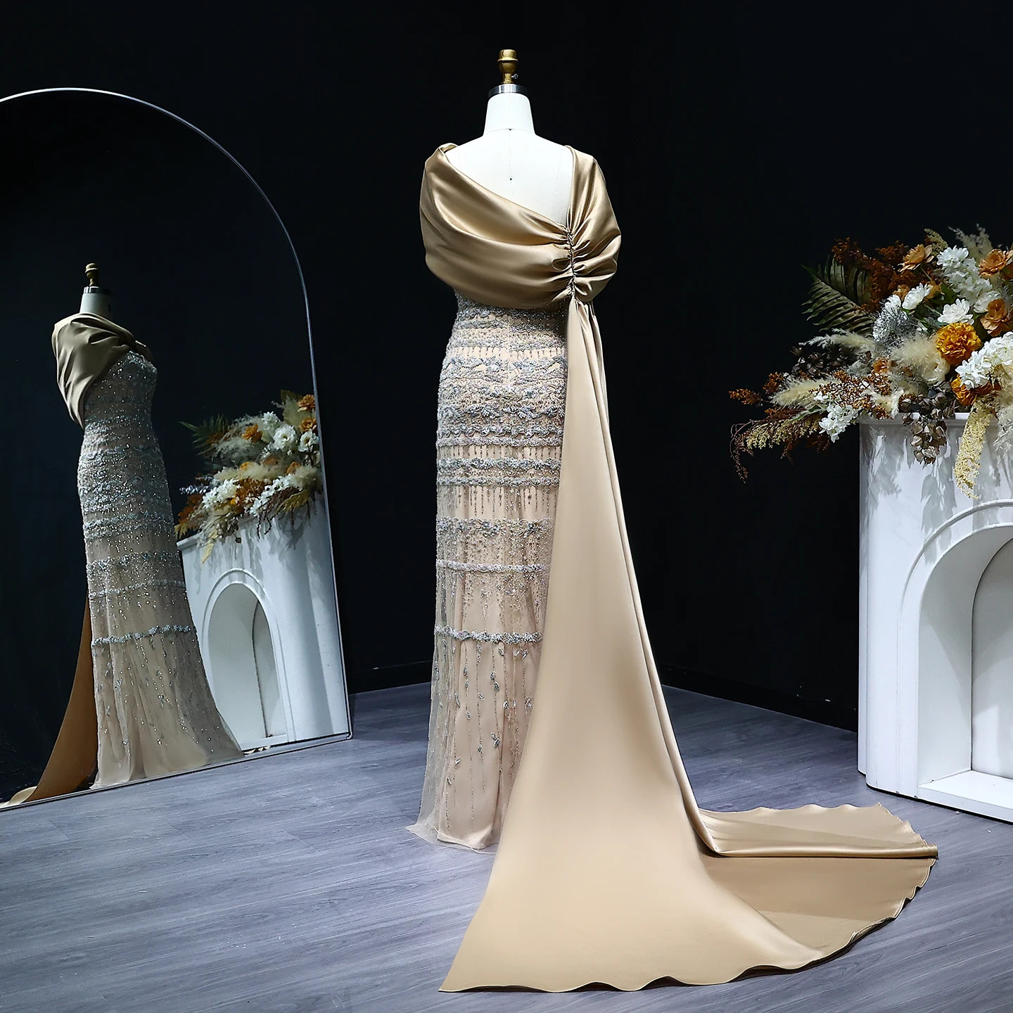 Sharon Said Arabisches Salbeigrünes Luxus-Abendkleid aus Dubai mit Cape, Champagner, 2026, Damen-Hochzeitskleider, SS238B, Maßanfertigung – Detail 14
