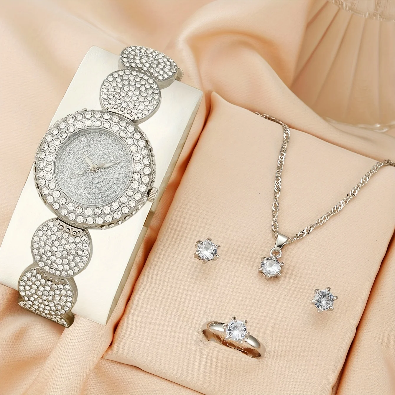 مجموعة من 5 قطع: ساعة نسائية ف - مراجعة Luxury Watch Gift For Her وسعره