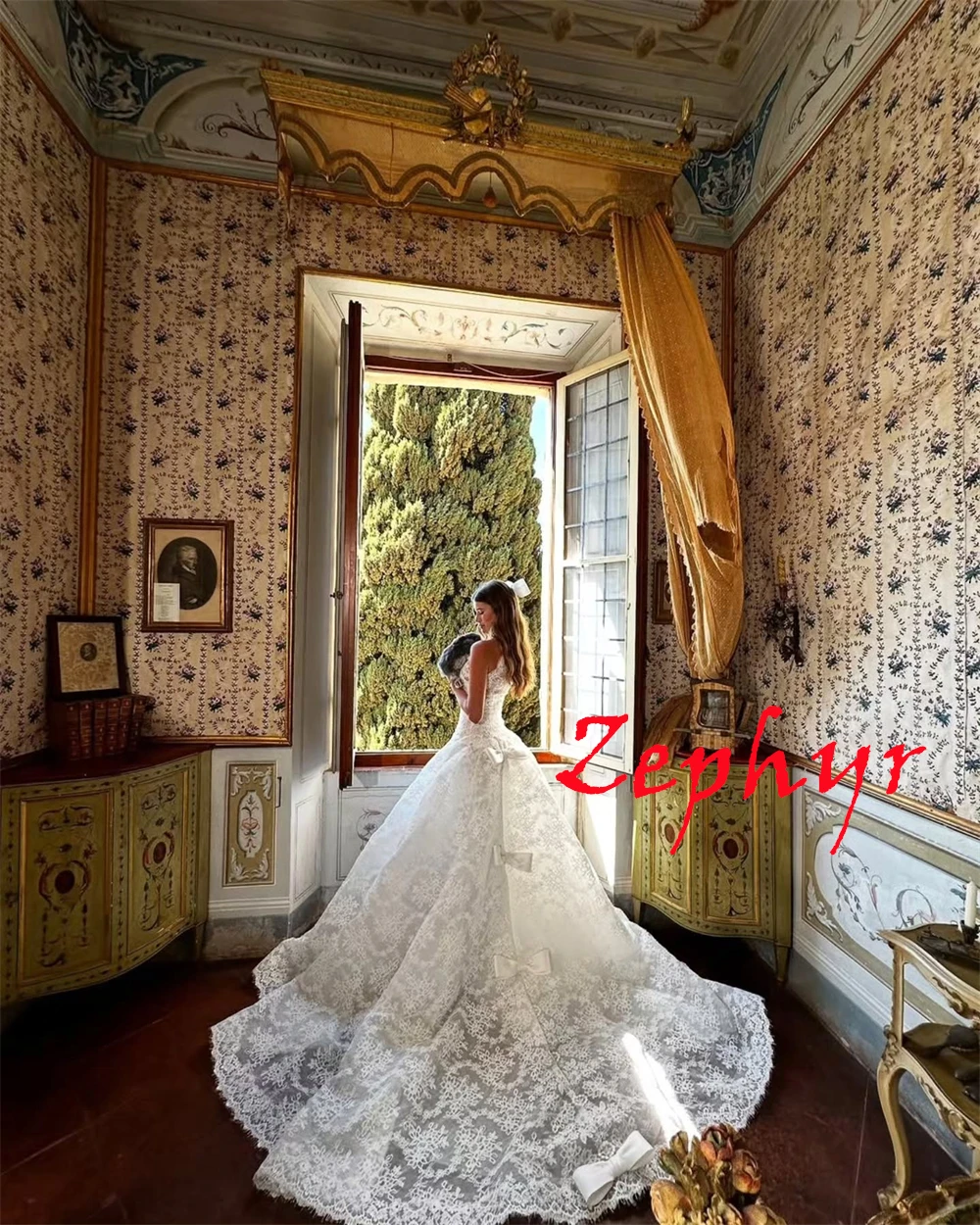 Robe De mariée en dentelle blanche, personnalisée, exquise, élégante, col licou, sans manches, traîne chapelle, fermeture éclair au dos