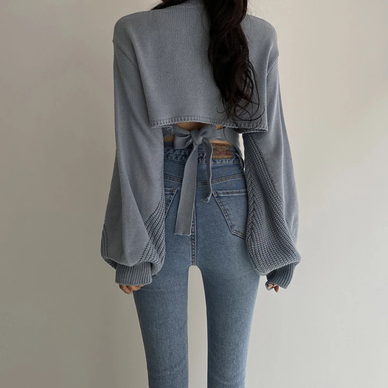 

Slimming V-Ne Korean Sle Women's Sweater with Lantern Sves And Ba Strap Design ort Straight Cut Knitted Top