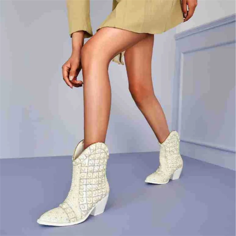 White Boots Pointed Toe Pearls Designs Rhinestones Decorations Fashion Modern Botas Luxury Zapatos Mujer Elegant Shoes New Bling