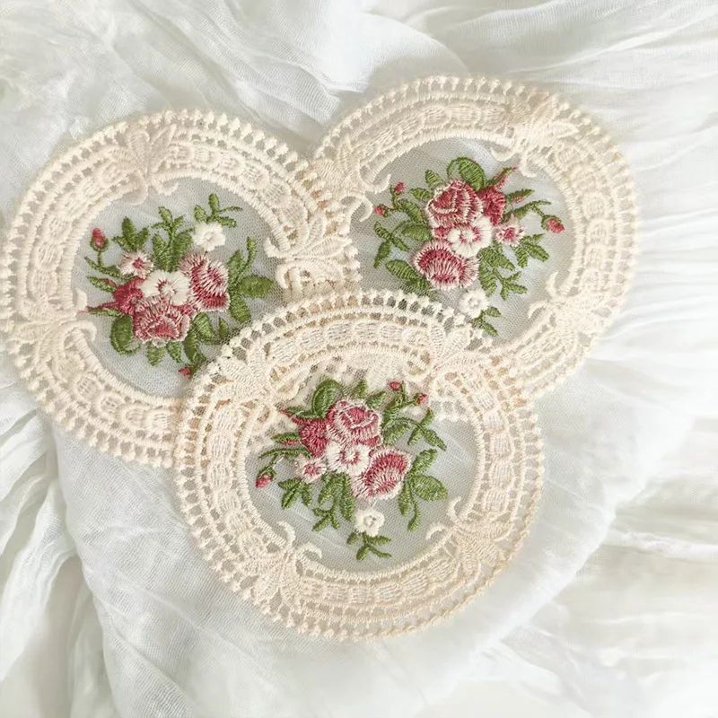 Round Lace Embroidered Placemat Home Dining Table Decoration Mat French Countryside Style Exquisite Coaster Elegant Fashionable
