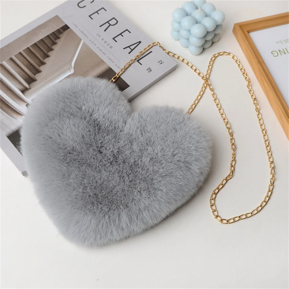 Women\'s Heart Shaped Handbags Cute Kawaii Faux Fur Crossbody Bags Wallet Purse Plush Chain Shoulder Bag Lady Handbag Gifts