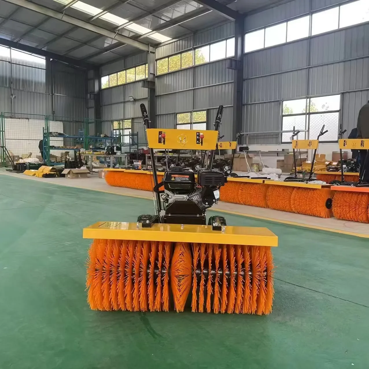 Hand-push small snow removal machine winter road surface snow shoveling equipment snow removal vehicle