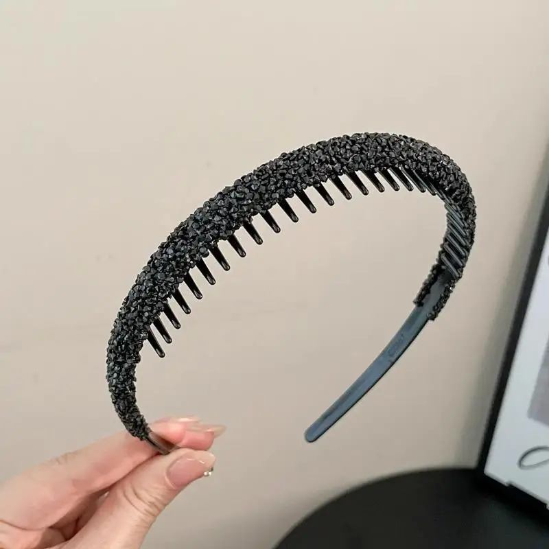 Rutschfeste, mit Strasssteinen besetzte, gezahnte elastische Haarreifen für Frauen, glänzende Luxus-Haaraccessoires – Detail 4