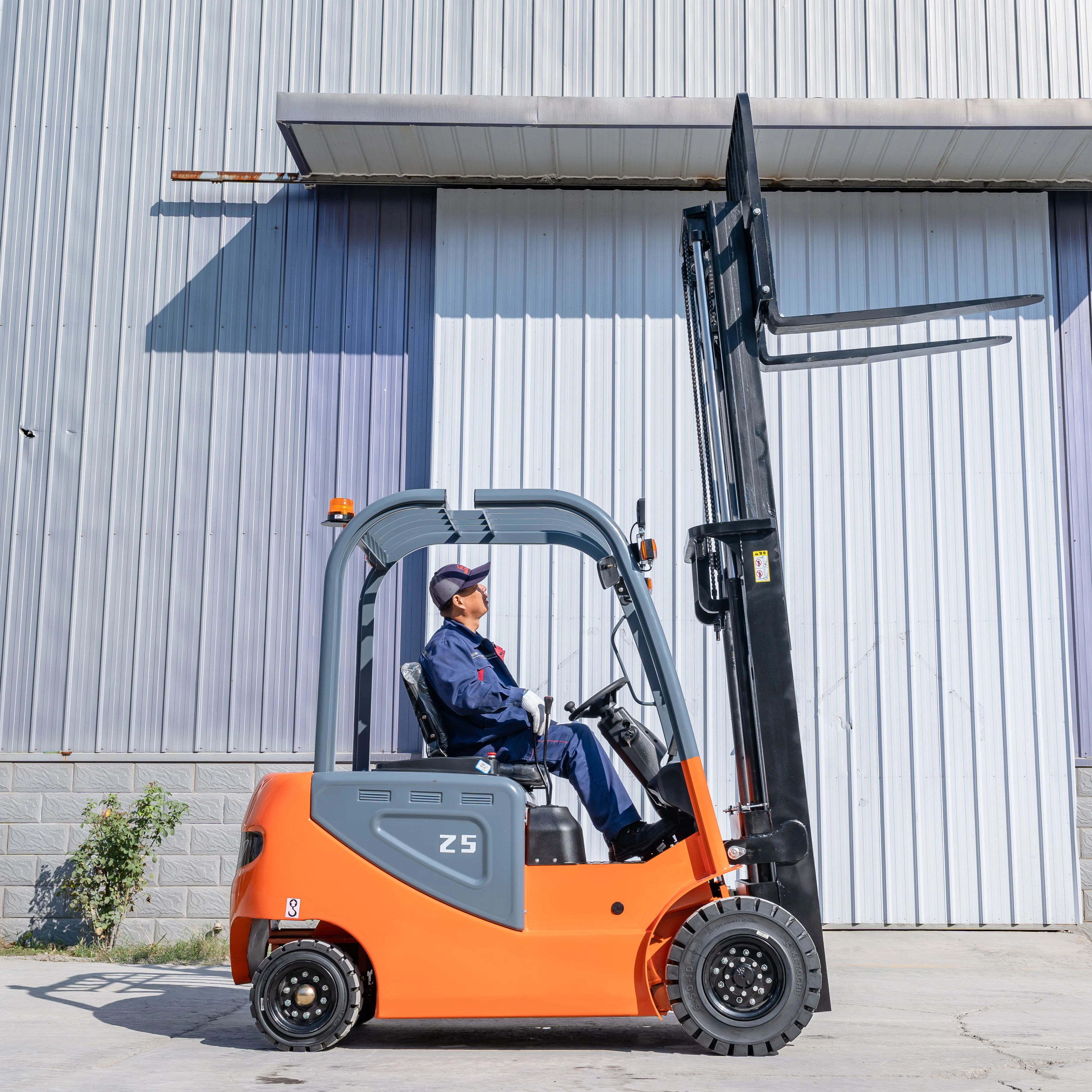 2.5Ton Electric Forklift 2500kg Mini Forklifts Truck OEM ODM Customizable Factory Direct Sales Warehouse Material Handling