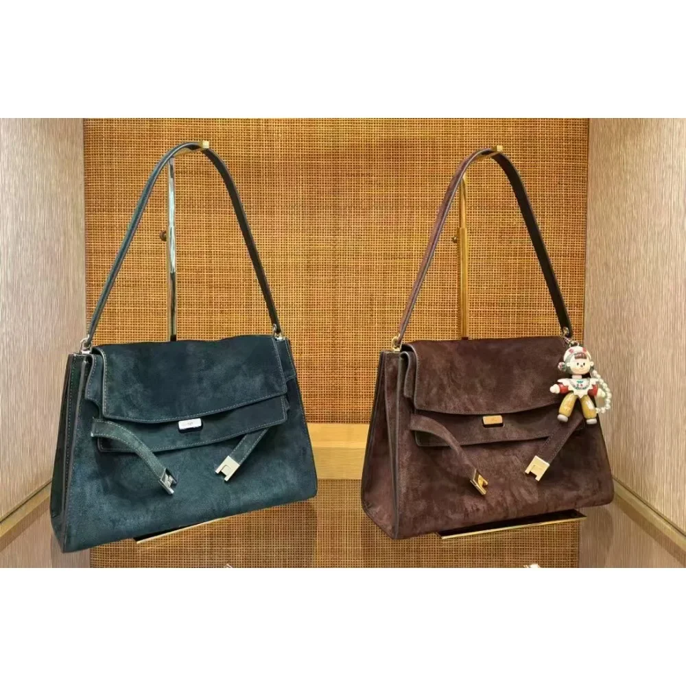 

2025 Early Autumn Light Luxury Bag Women's New High-end Underarm Bag Large-capacity Suede Soft Cowhide Commuter Tote Bag