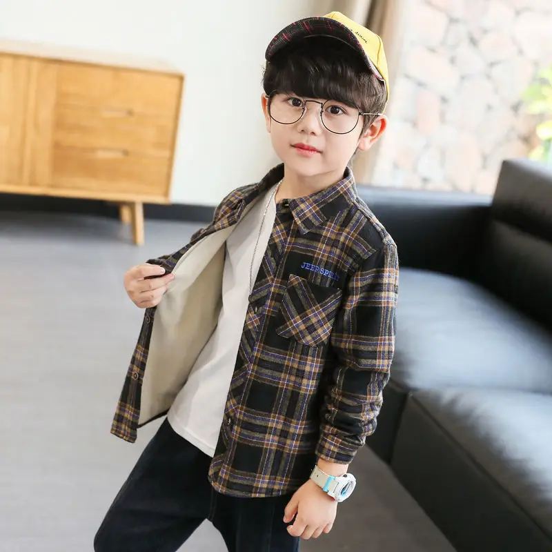 Boys' Autumn and Winter Clothes Top Handsome Children's Clothing Fleece Plaid Shirt Thickened Medium and Large Shirts Coat