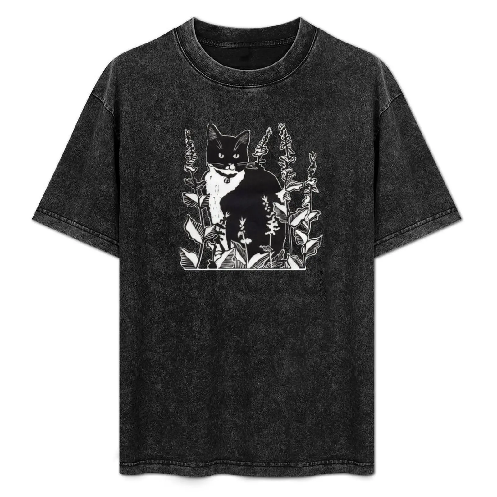 

Tuxedo Cat in the Flower Garden T-Shirt anime t shirts oversize black cotton t-shirt plain for man package T-Shirt