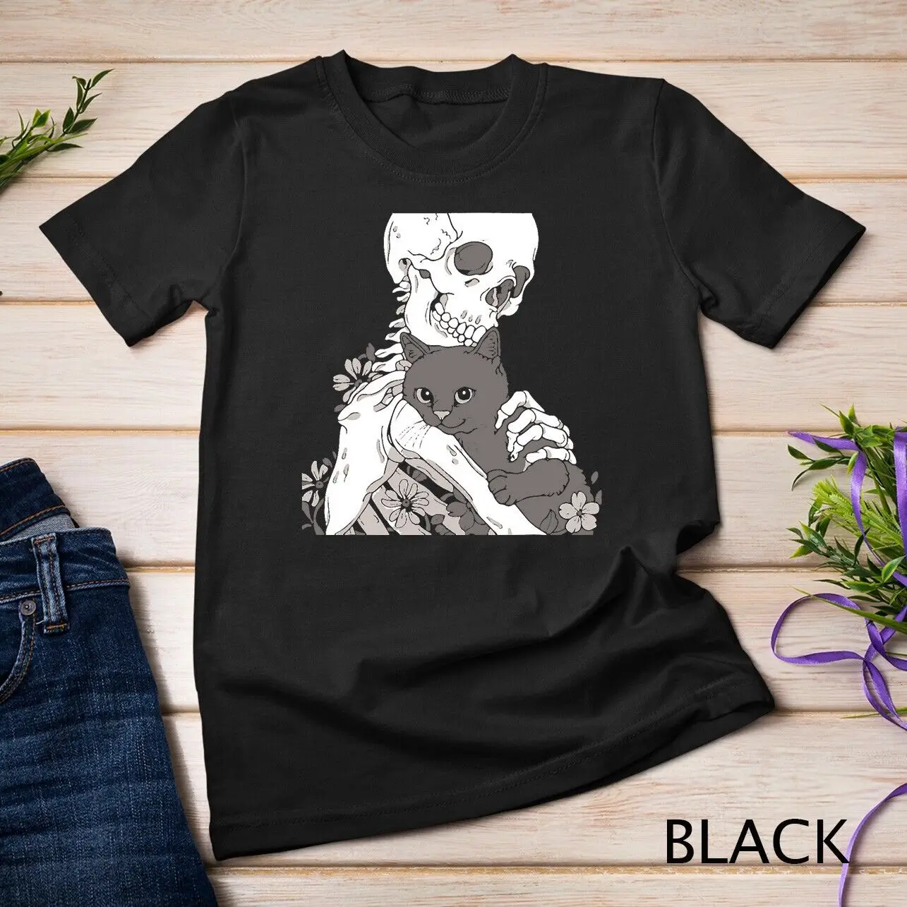 

Skeleton Holding A CaT T Shirt Lazy Halloween Costume Skull