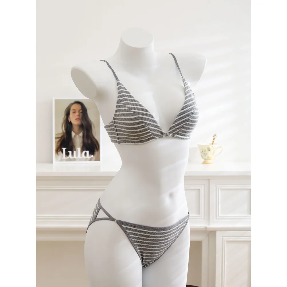 Heißer Trend Sommer Damen Lingerie BH-Set Leichter Dünner Baumwoll-BH mit Frontverschluss Französischer Triangel-BH mit Schönheitsrücken für Mädchen 32-38