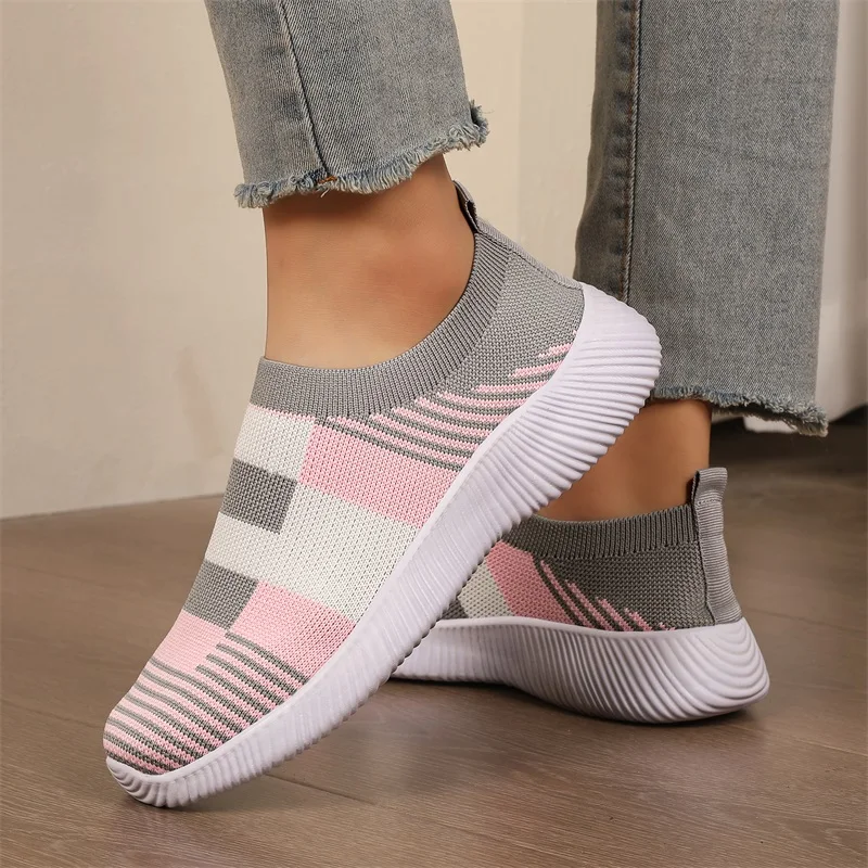 2024 Sneakers Women Walking Shoes Woman Lightweight Loafers Tennis Casual Ladies Fashion Slip on Sock Vulcanized Shoes Plus Size