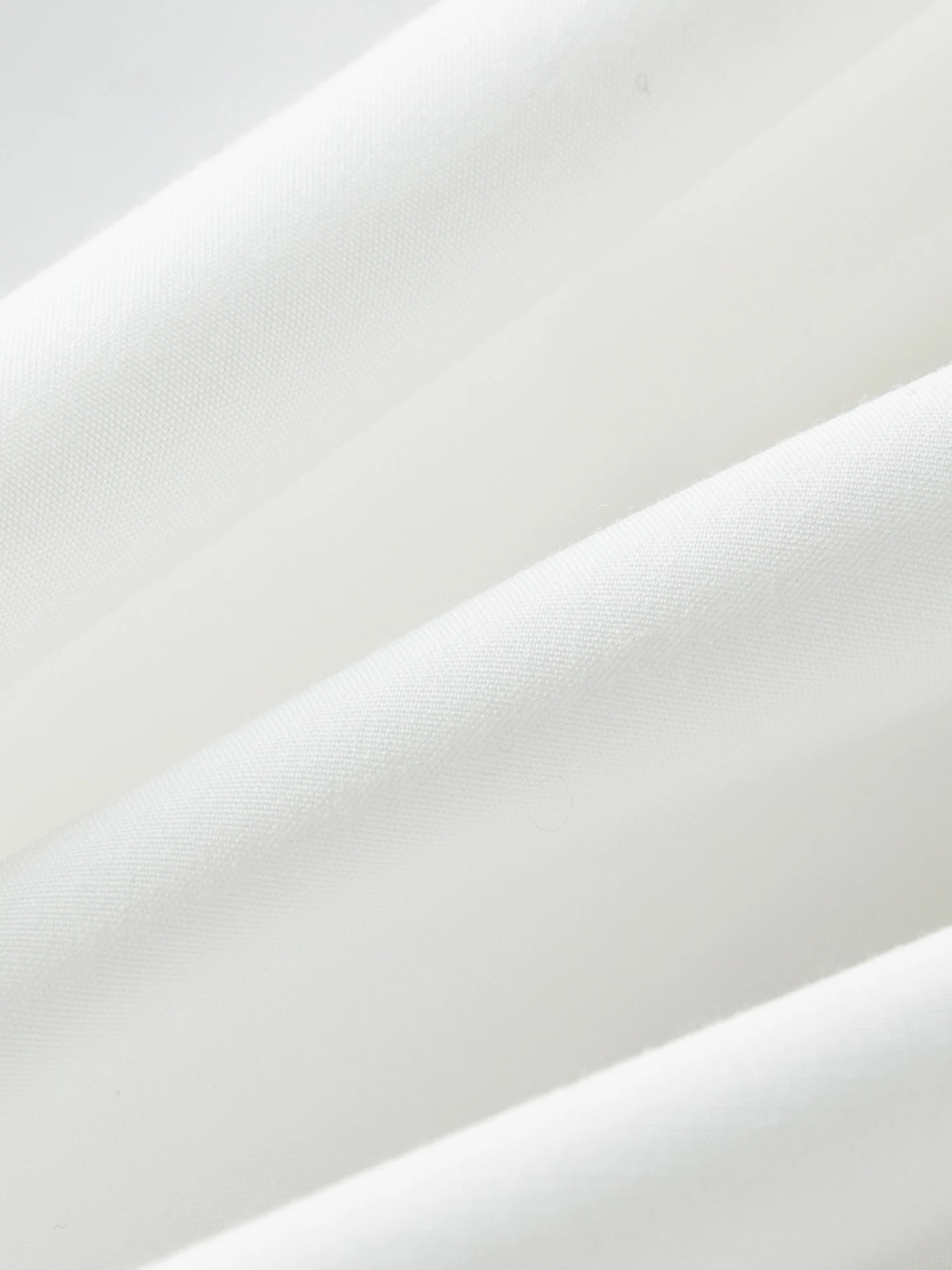 FSLE النمط الفرنسي أنيق رومانسي تكدرت الدانتيل قميص أبيض المرأة شتاء 2025 قميص جديد