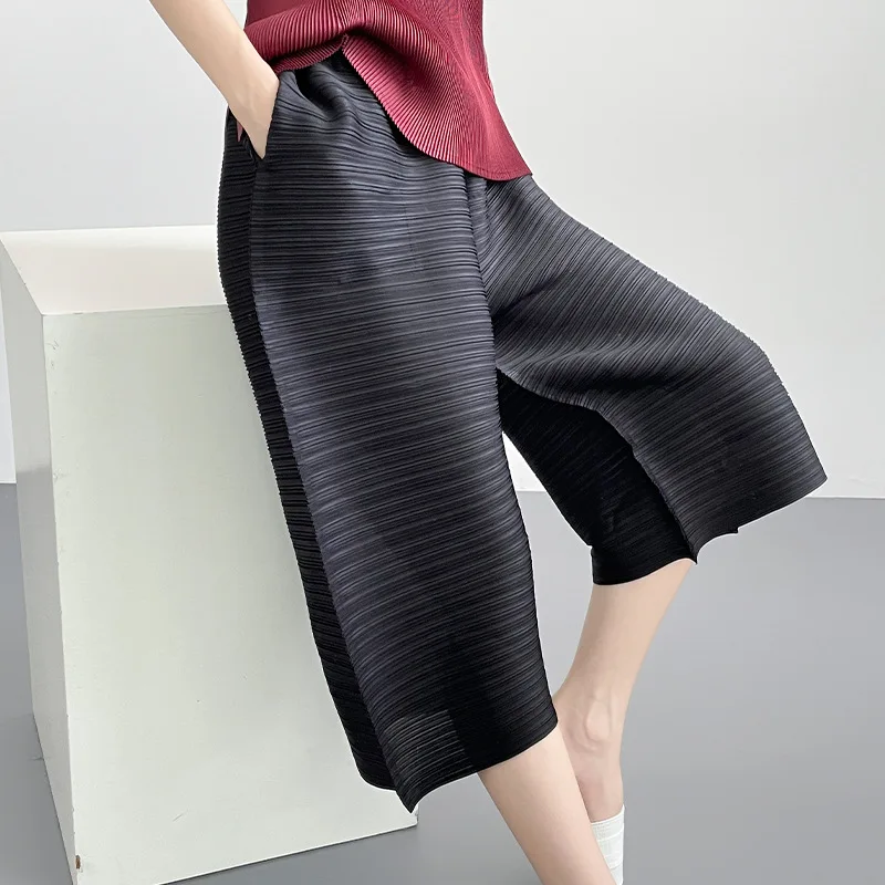 Miyake Pleated 2025 Summer Outfit New Spring Pants Casual Pants Pleated Clothes Solid Color Loose Plus Size Seven Quarter Pants