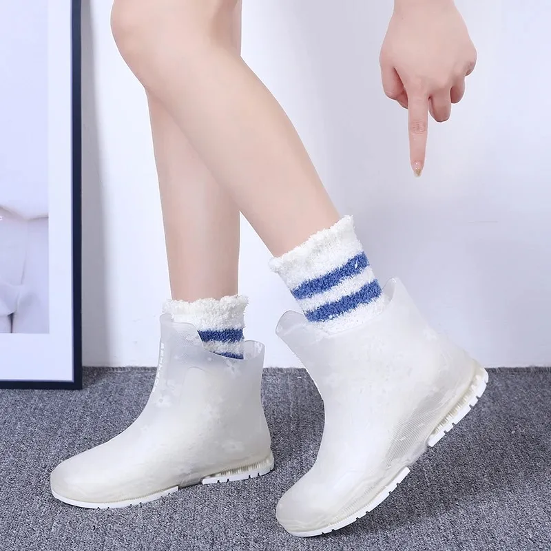 Lady\'s Transparent Crystal Rain Boots Summer Outdoor Non-slip Waterproof Shoes Women Girls Fashion Rain On foot School Boots