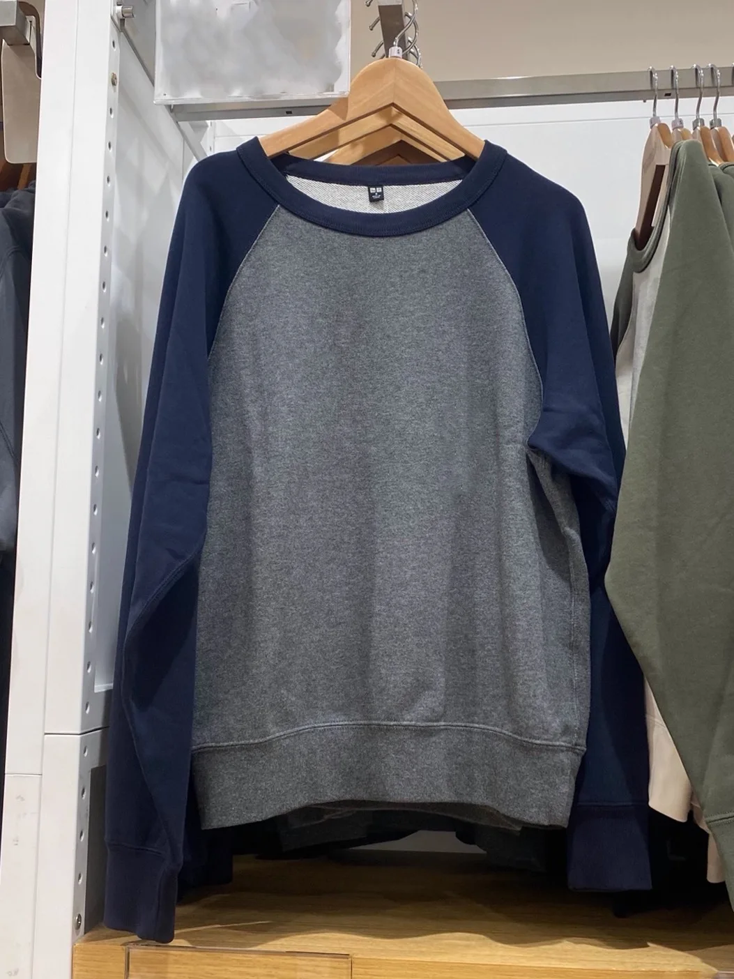 

Couples Long Sleeve Hoodie Color Block Sportswear Loose Fit Comfortable Sweatshirt for Men And Women Autumn Winter New Arrival