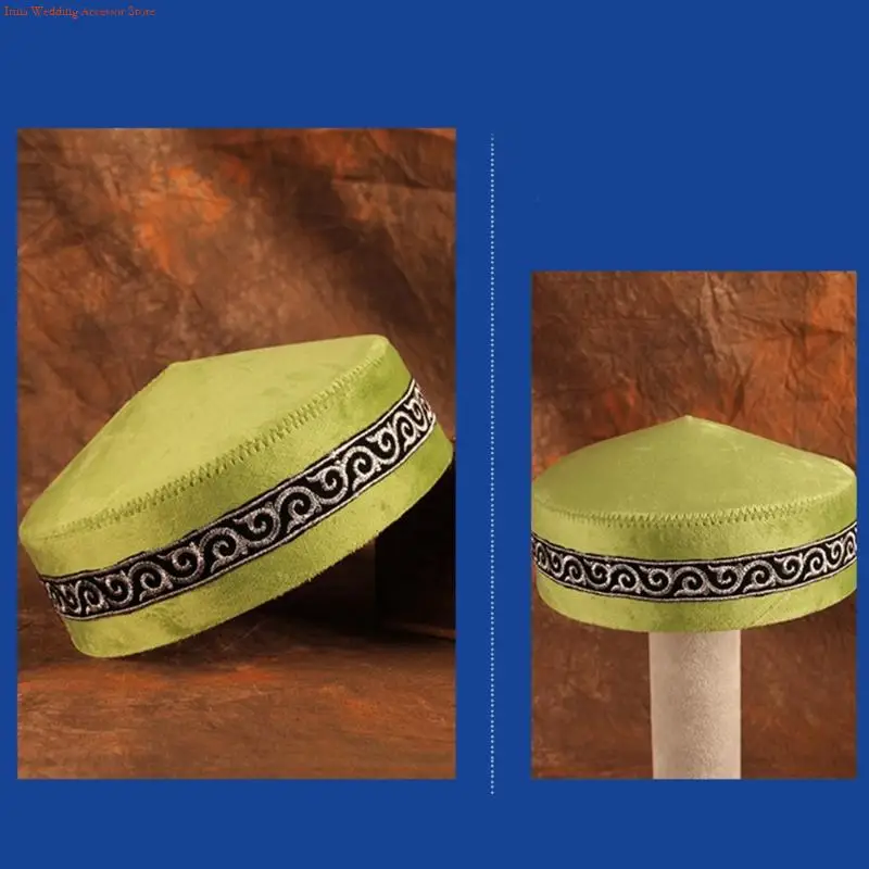 

G92D Classical Cultural Kippah Blue Embroidered Skull Caps Durable Polyester Headwear For Traditional Event