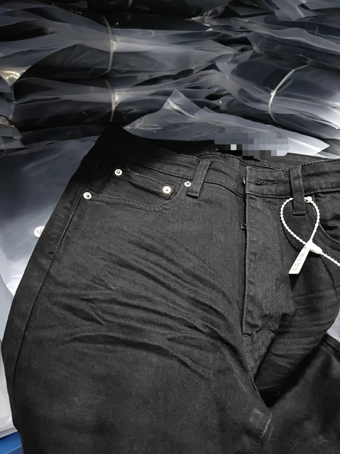 

Wang bo Men's Slim Fit Denim Jeans Folded American Trendy Brand Elastic Waed Youth ular Cotton Polyester Blend Winter ...