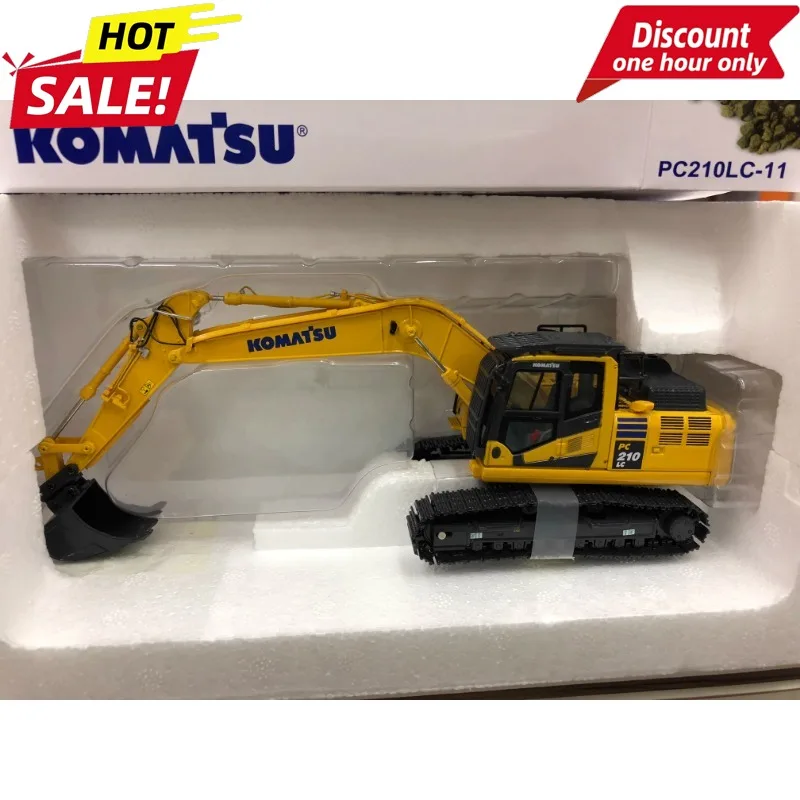 

UH 8122 for Komatsu PC210LC-11 Komatsu Excavator Alloy Construction Vehicle Model 1:50